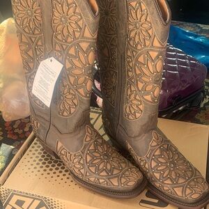 Wildflowers Brown and Tan Heeled Boots